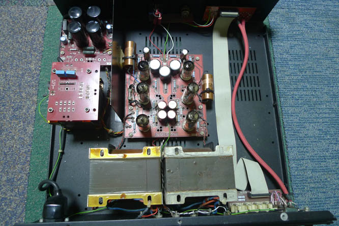 老款 AUDIO NOTE OTO SE合并胆机 正品,前级胆升级为:大盾12AX7,后级胆升级为:贵族之声EC84,音量电位器升级为AN连线,CD1 和CD2转换连线升级为AN连线 联系人:发 联系电话:13502723381 淘宝 http://shop36278409.taobao.com