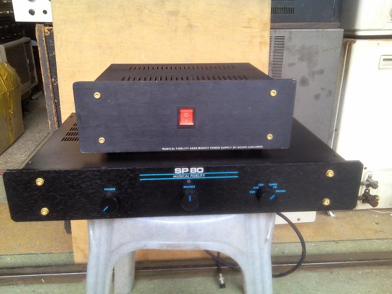 英国音乐传真SP80发烧前级,原装220V,用户机内外新雅,力水好,能量感强,声音非常细腻,层次感立现,电源也是原装音乐传真前级电源,比原配档次还要高…… 实体店位于汕头市金平区大华路中段(诚信为本) 微信号:fvi007